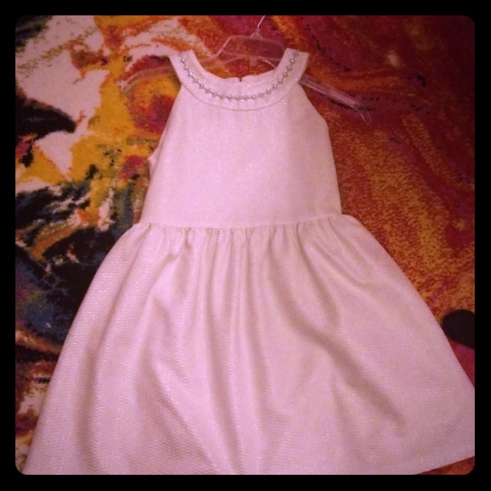Girls dress